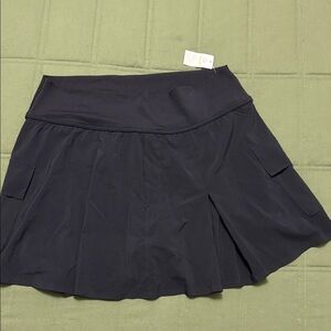 AERIE | NWT Cargo Skort size Large